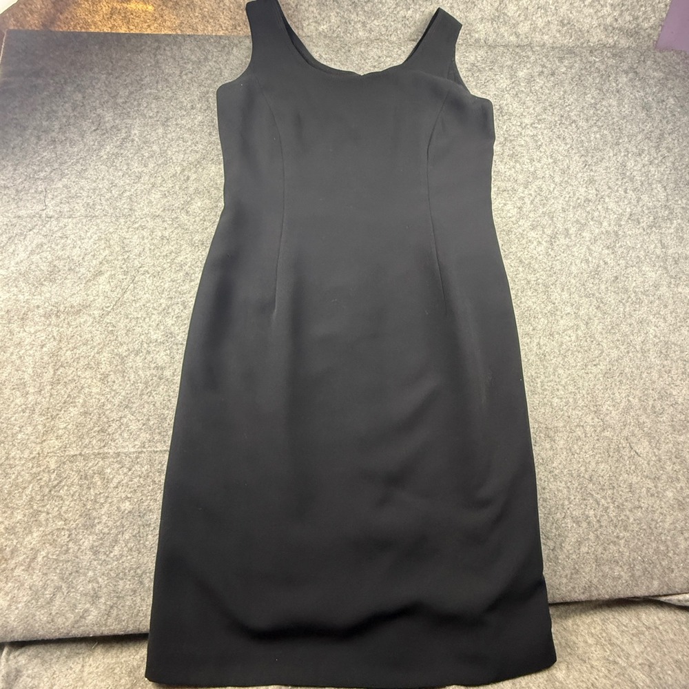 Anne Klein Black Sleeveless Sheath Dress Sz 12 Scoop Neck Lined Professional LBD
